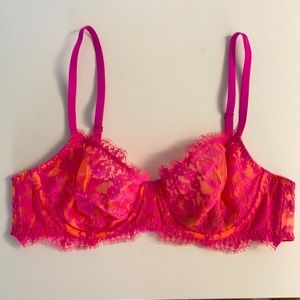 Victoria’s Secret Lace Bra 36B